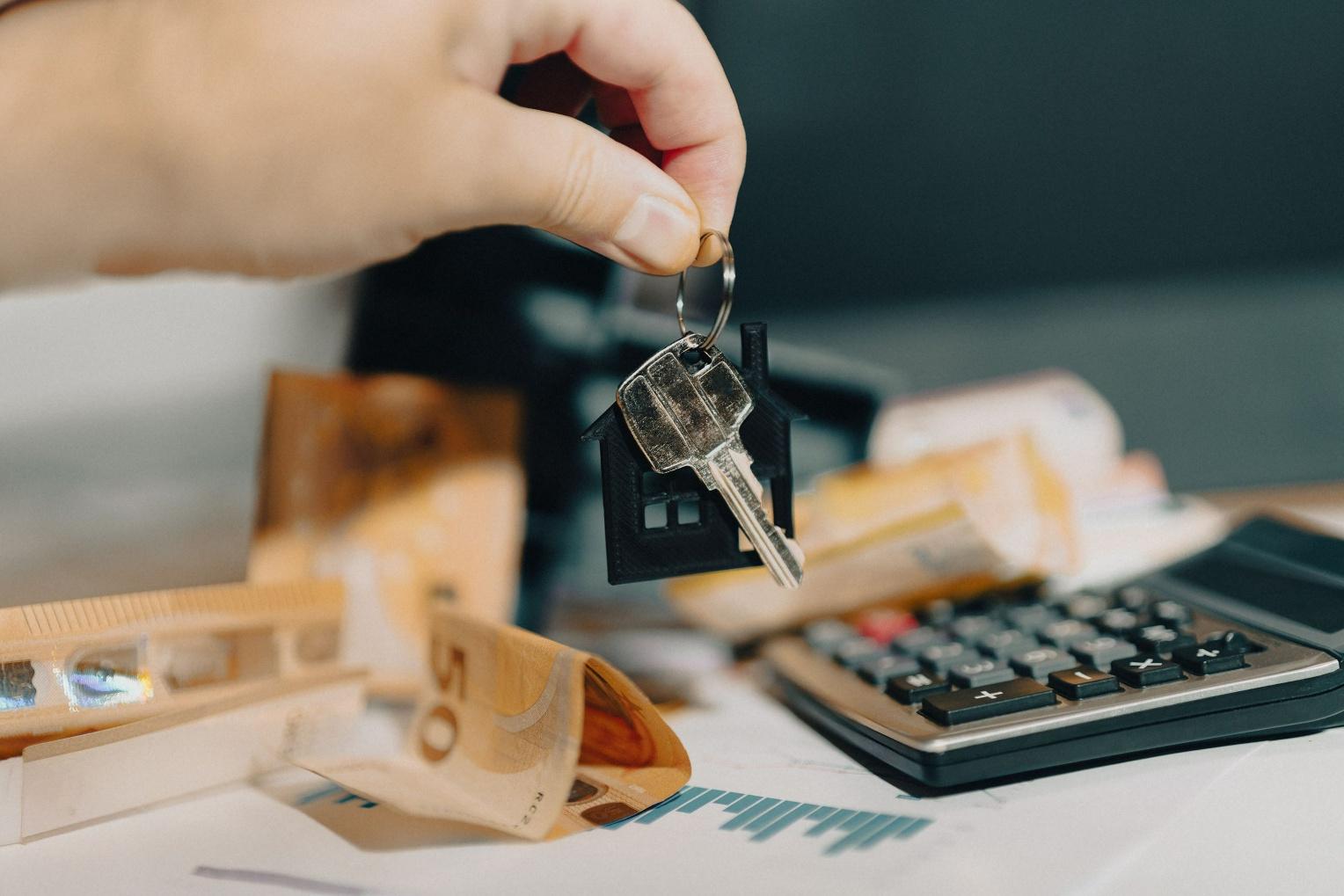 What Actually Makes a Good Tenant (and How to Become One Landlords Compete For)